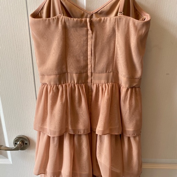 Tiered Dress - Picture 2 of 3